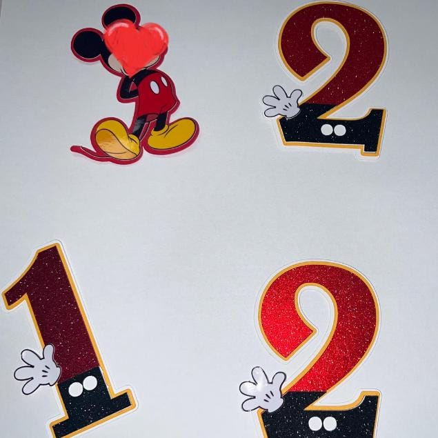Mickey & Minnie Cupcake Toppers 24pk